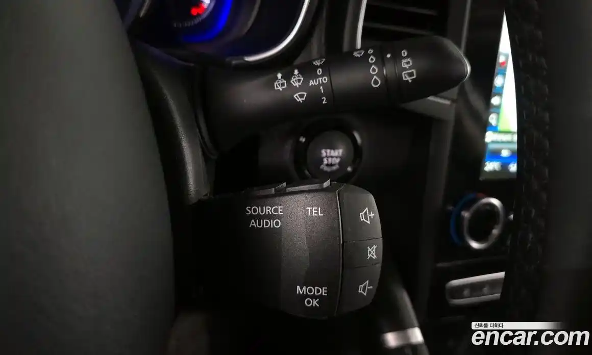 Renault QM6 2022 2.0 гидро в Москве № 2053926, фото 30
