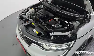 Renault QM6 2022 2.0 гидро в Москве № 2053926, миниатюра 6