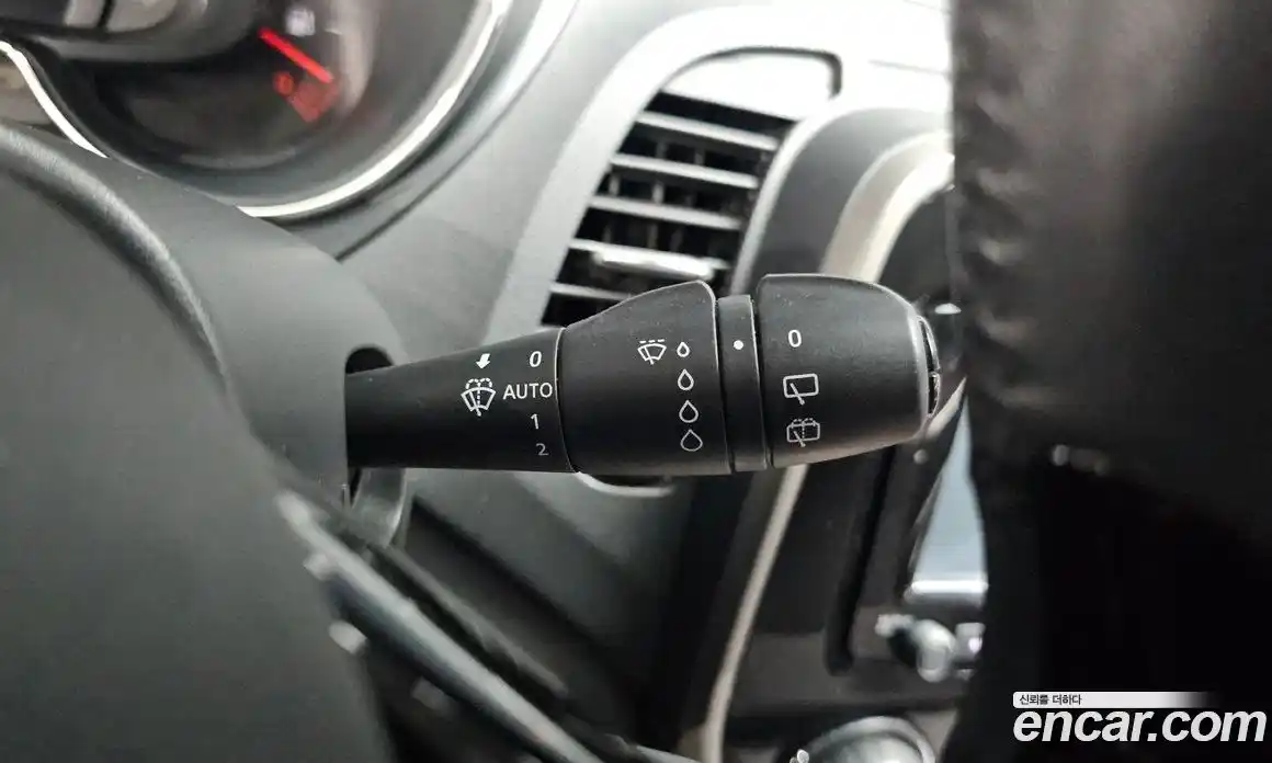 Renault QM3 2017 1.5 гидро в Москве № 2054015, фото 19