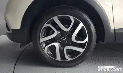 Renault QM3 2017 1.5 гидро в Москве № 2054015, миниатюра 5
