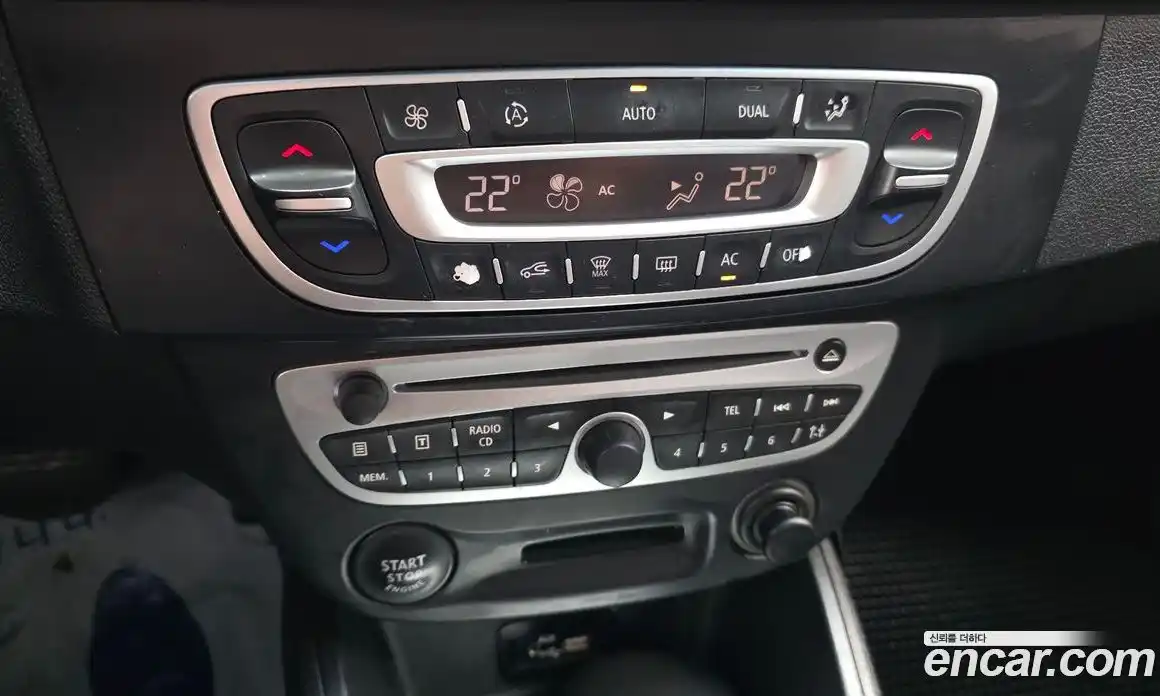 Renault SM3 2012 1.6 гидро в Москве № 2054087, фото 16