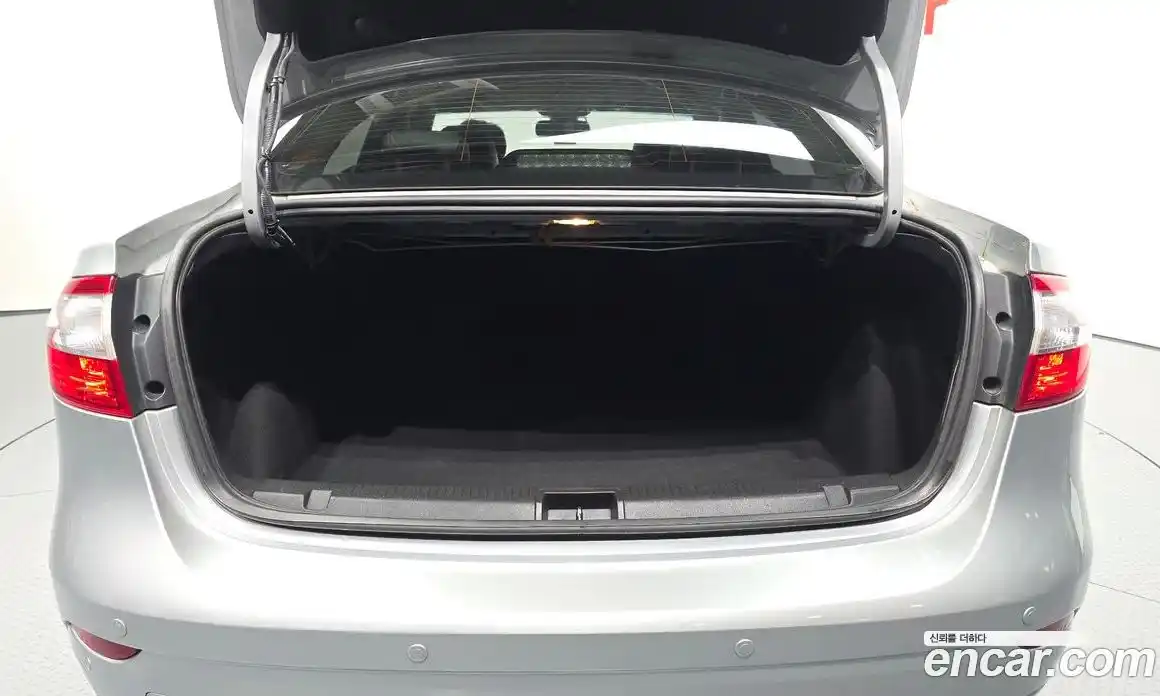 Renault SM3 2012 1.6 гидро в Москве № 2054087, фото 20