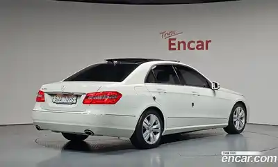 Mercedes-Benz E-Class, 2011