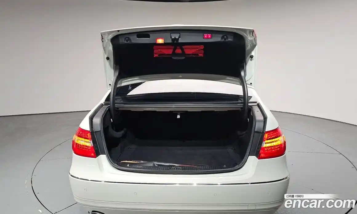 Mercedes-Benz E-Class 2011 3.5 гидро в Москве № 2054131, фото 23