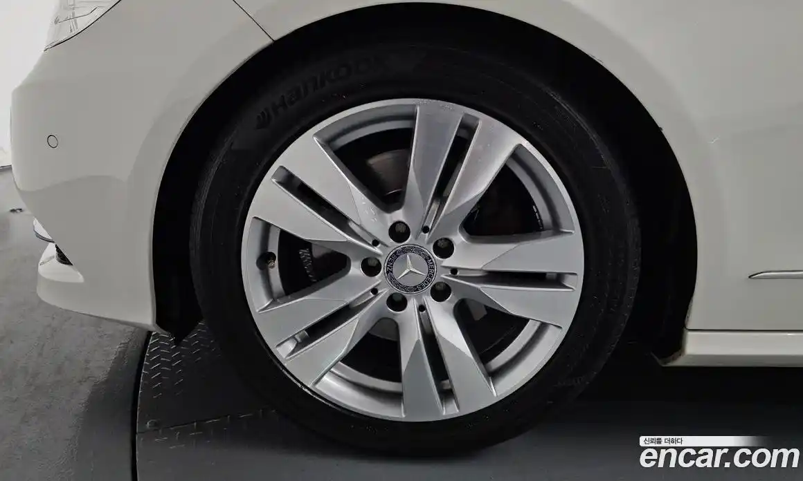 Mercedes-Benz E-Class 2011 3.5 гидро в Москве № 2054131, фото 4