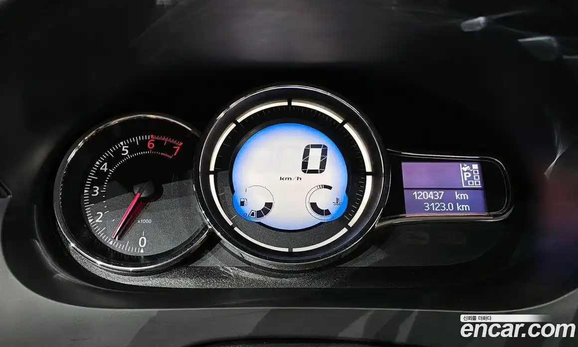 Renault SM3 2014 1.6 гидро в Москве № 2054211, фото 11