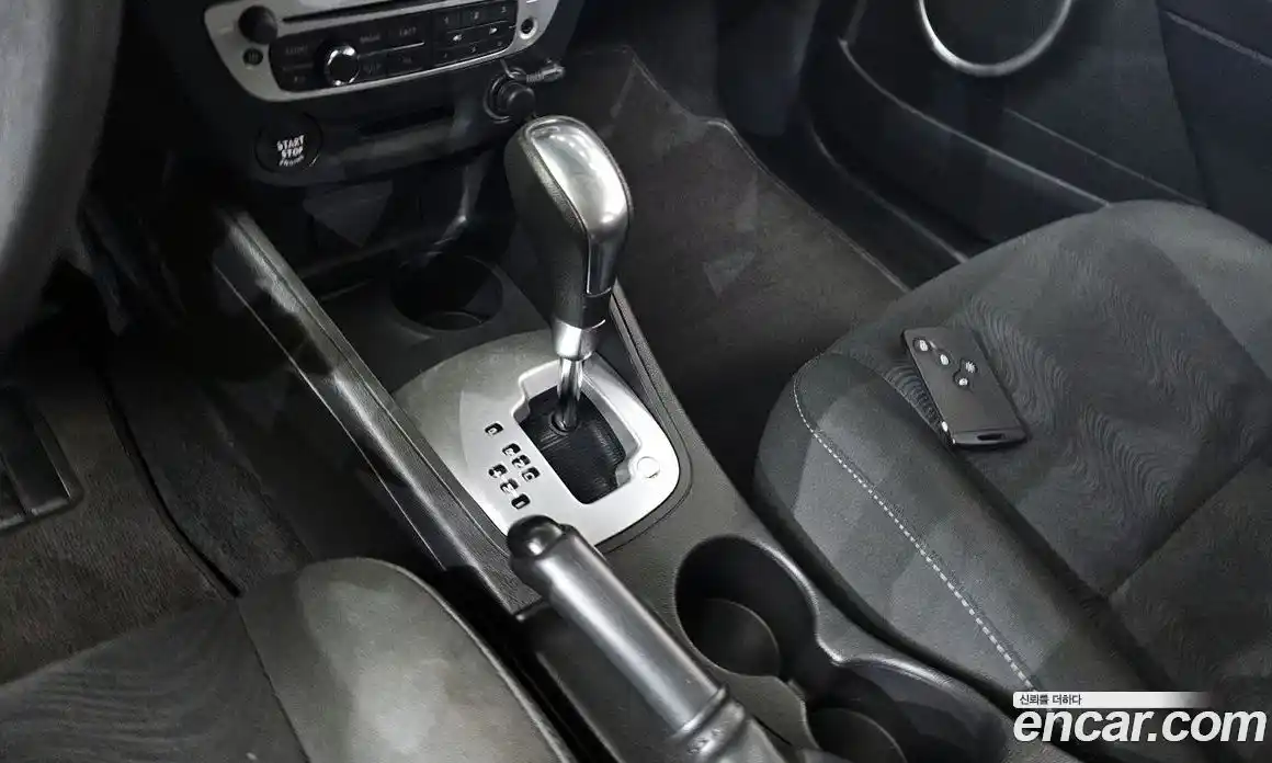 Renault SM3 2014 1.6 гидро в Москве № 2054211, фото 12