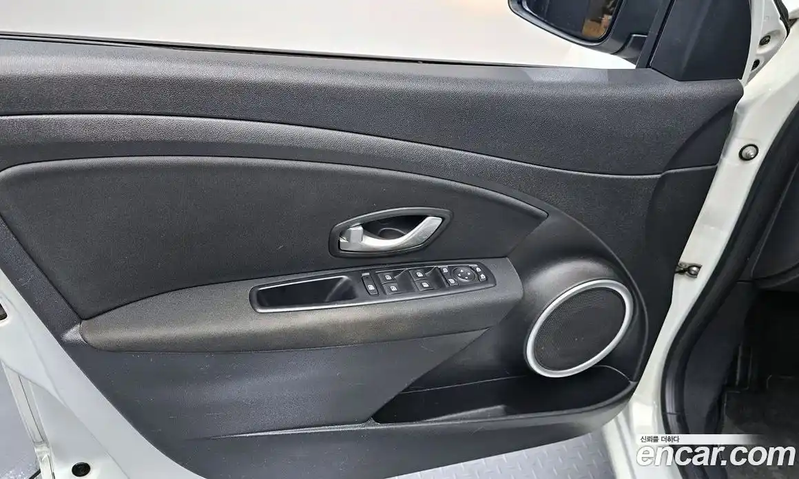 Renault SM3 2014 1.6 гидро в Москве № 2054211, фото 14