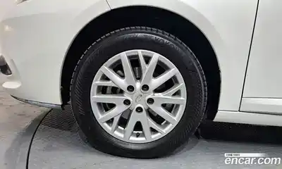 Renault SM3 2014 1.6 гидро в Москве № 2054211, миниатюра 5