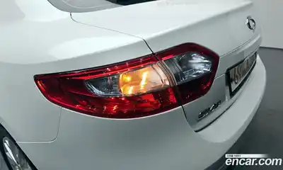 Renault SM3 2014 1.6 гидро в Москве № 2054211, миниатюра 9