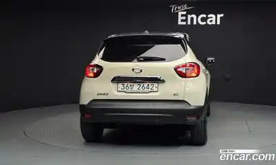 Renault QM3 2016 1.5 гидро в Москве № 2054220, миниатюра 4