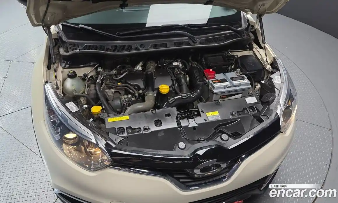 Renault QM3 2016 1.5 гидро в Москве № 2054220, фото 6