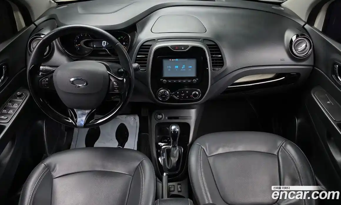 Renault QM3 2016 1.5 гидро в Москве № 2054220, фото 7