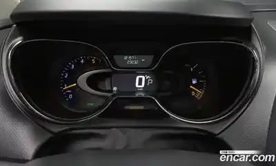 Renault QM3 2016 1.5 гидро в Москве № 2054220, миниатюра 8
