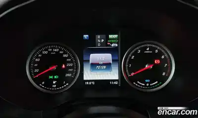Mercedes-Benz GLC-Class 2018 2.0 гидро в Москве № 2054336, миниатюра 11