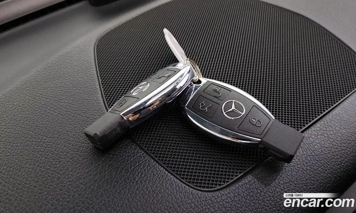 Mercedes-Benz GLC-Class 2018 2.0 гидро в Москве № 2054336, фото 16