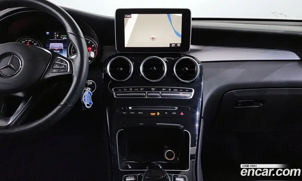 Mercedes-Benz GLC-Class 2018 2.0 гидро в Москве № 2054336, фото 20