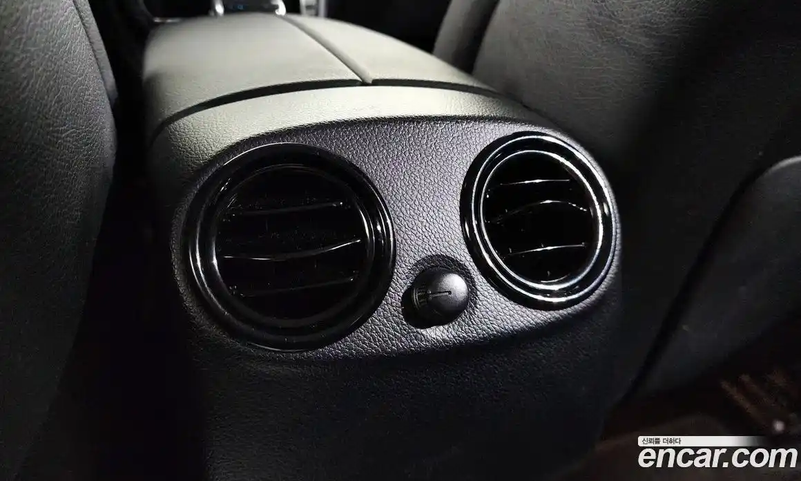 Mercedes-Benz GLC-Class 2018 2.0 гидро в Москве № 2054336, фото 32