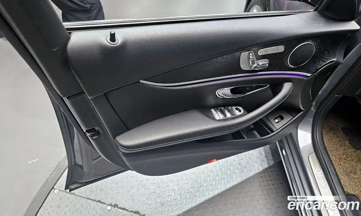 Mercedes-Benz E-Class 2017 1.9 гидро в Москве № 2054794, фото 14