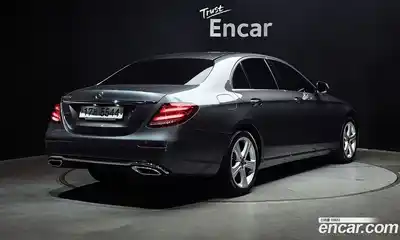 Mercedes-Benz E-Class 2017 1.9 гидро в Москве № 2054794, миниатюра 2