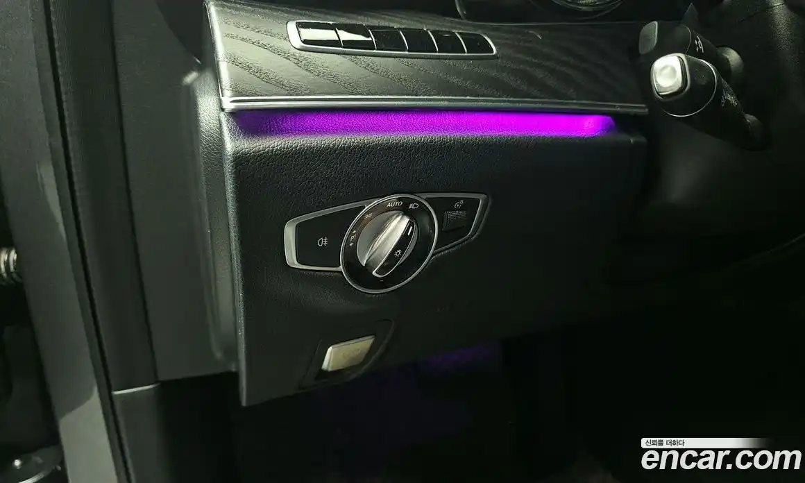 Mercedes-Benz E-Class 2017 1.9 гидро в Москве № 2054794, фото 28