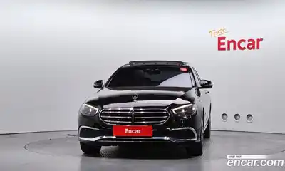 Mercedes-Benz E-Class 2021 3.0 гидро в Москве № 2054837, миниатюра 3