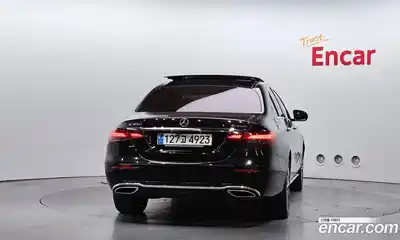 Mercedes-Benz E-Class 2021 3.0 гидро в Москве № 2054837, миниатюра 4