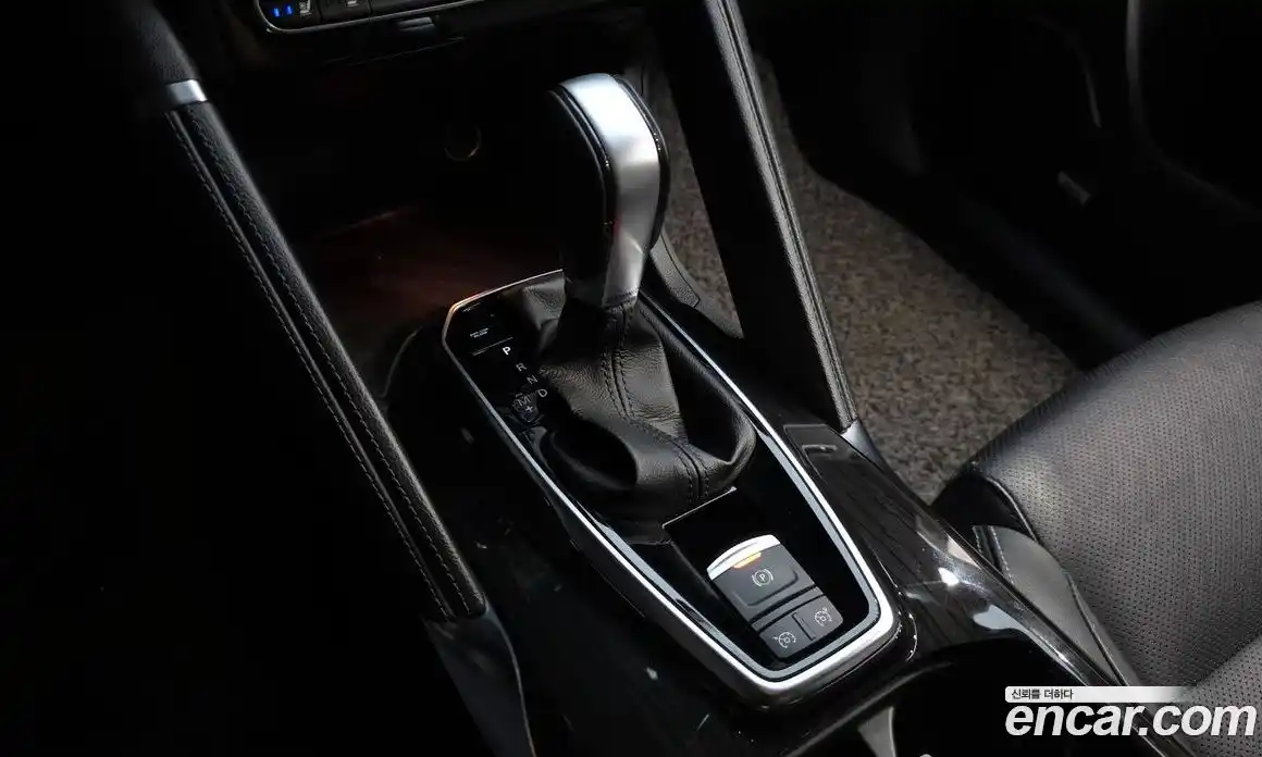 Renault QM6 2019 2.0 гидро в Москве № 2055075, фото 12