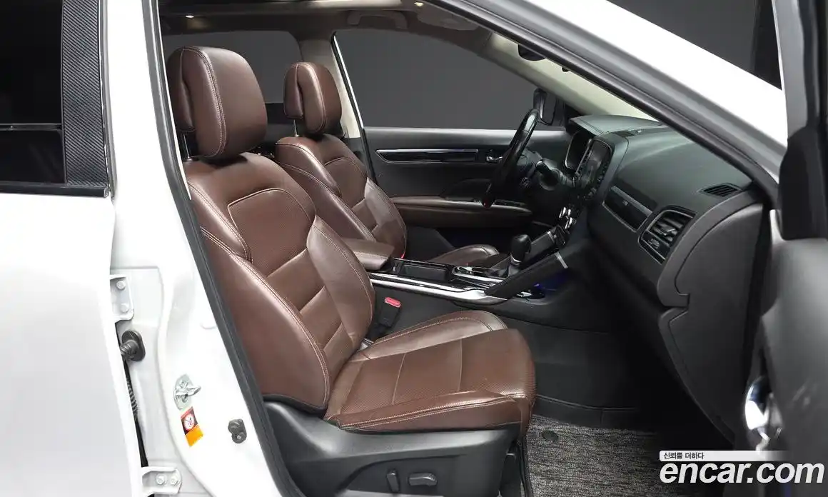 Renault QM6 2017 2.0 гидро в Москве № 2055376, фото 12