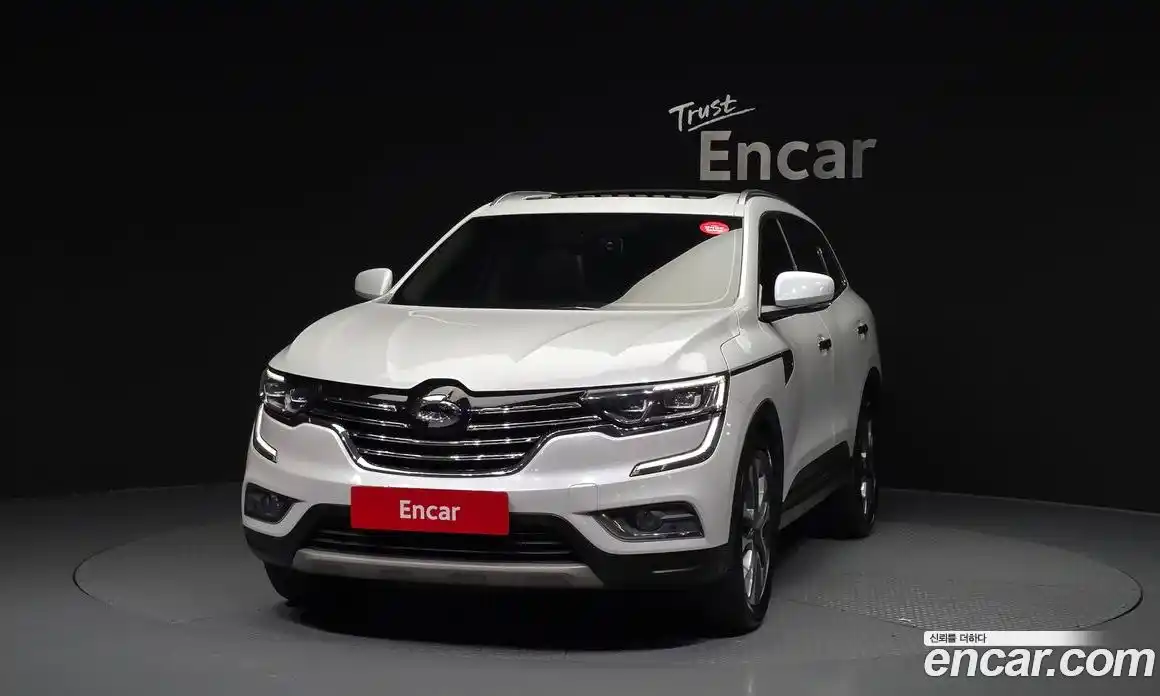 Renault QM6 2017 2.0 гидро в Москве № 2055376, фото 3