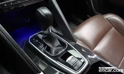 Renault QM6 2017 2.0 гидро в Москве № 2055376, миниатюра 9