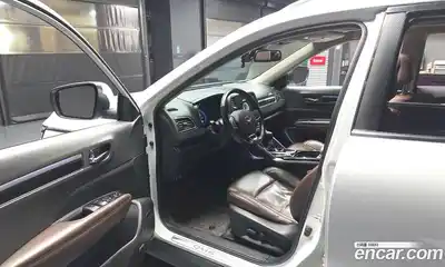 Renault QM6 2017 2.0 гидро в Москве № 2055376, миниатюра 10