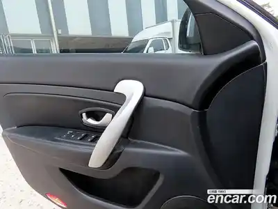 Renault SM5 2017 2.0 гидро в Москве № 2056198, миниатюра 11