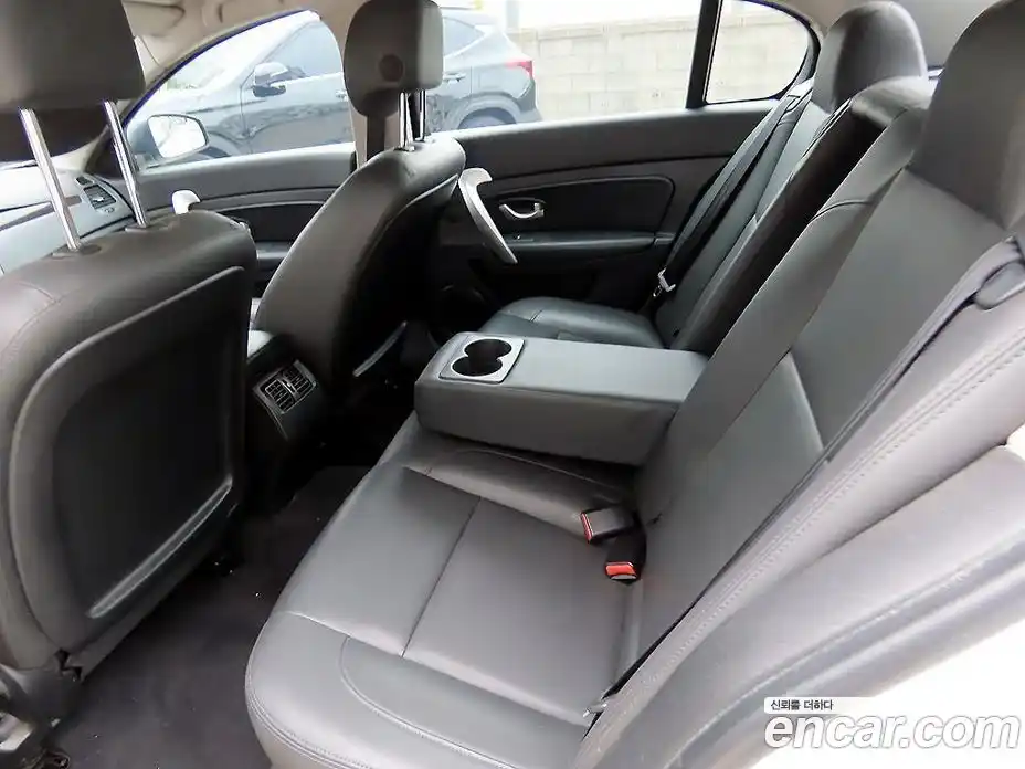 Renault SM5 2017 2.0 гидро в Москве № 2056198, фото 6
