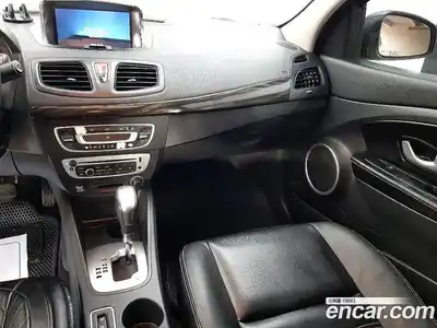 Renault SM3 2014 1.6 гидро в Москве № 2056226, миниатюра 10