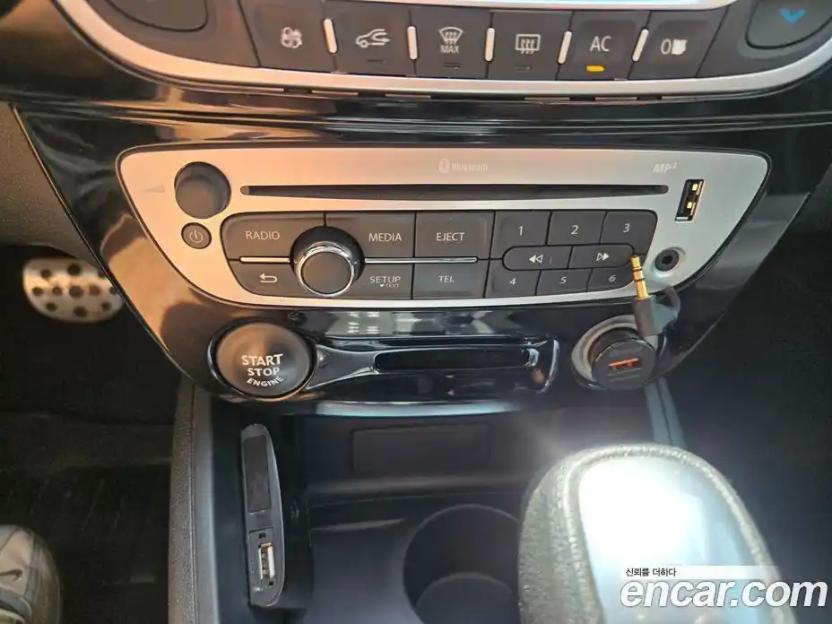 Renault SM3 2015 1.6 гидро в Москве № 2056245, фото 17
