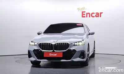 BMW 5-Series 2025 2.0 гидро в Москве № 2056281, миниатюра 2
