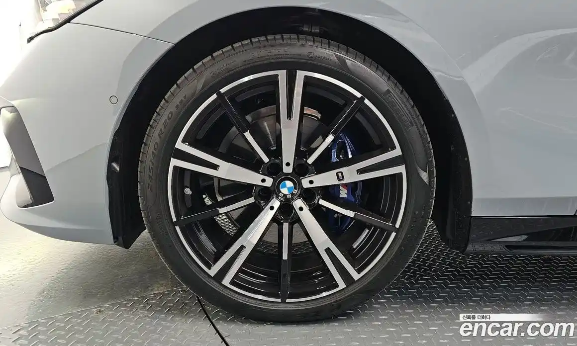BMW 5-Series 2025 2.0 гидро в Москве № 2056281, фото 4
