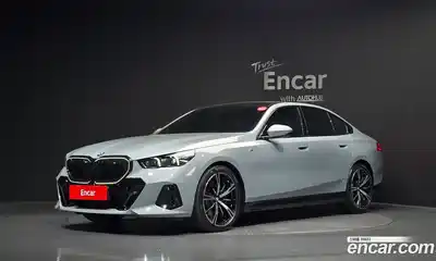 BMW 5-Series, 2024