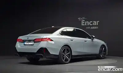 BMW 5-Series 2024 2.0 гидро в Москве № 2056348, миниатюра 2