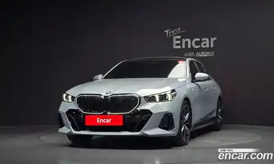 BMW 5-Series 2024 2.0 гидро в Москве № 2056348, миниатюра 3