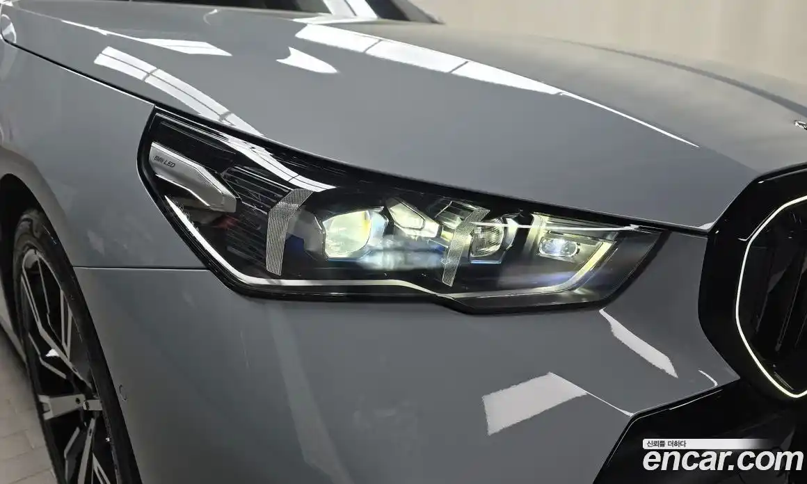BMW 5-Series 2024 2.0 гидро в Москве № 2056348, фото 8