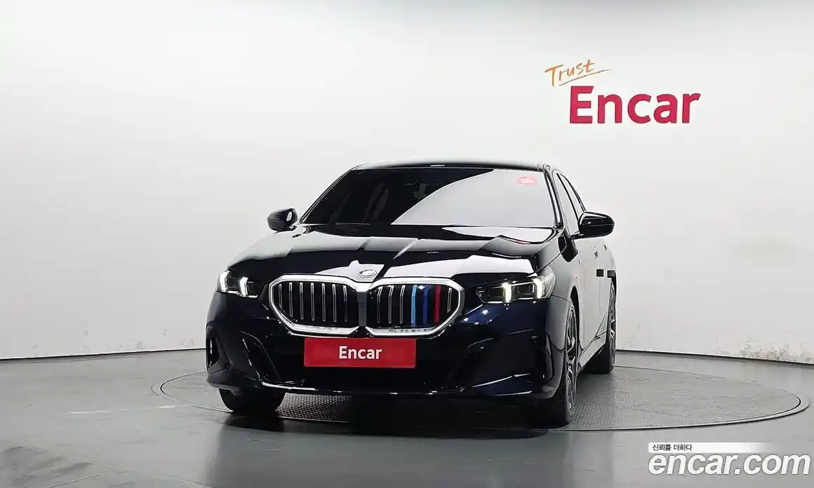 BMW 5-Series 2025 2.0 гидро в Москве № 2056383, фото 3