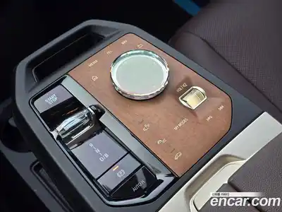 BMW iX 2025 0.2 гидро в Москве № 2056421, миниатюра 9