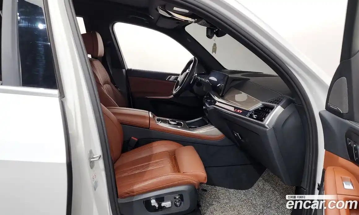 BMW X7 2023 3.0 гидро в Москве № 2056571, фото 16