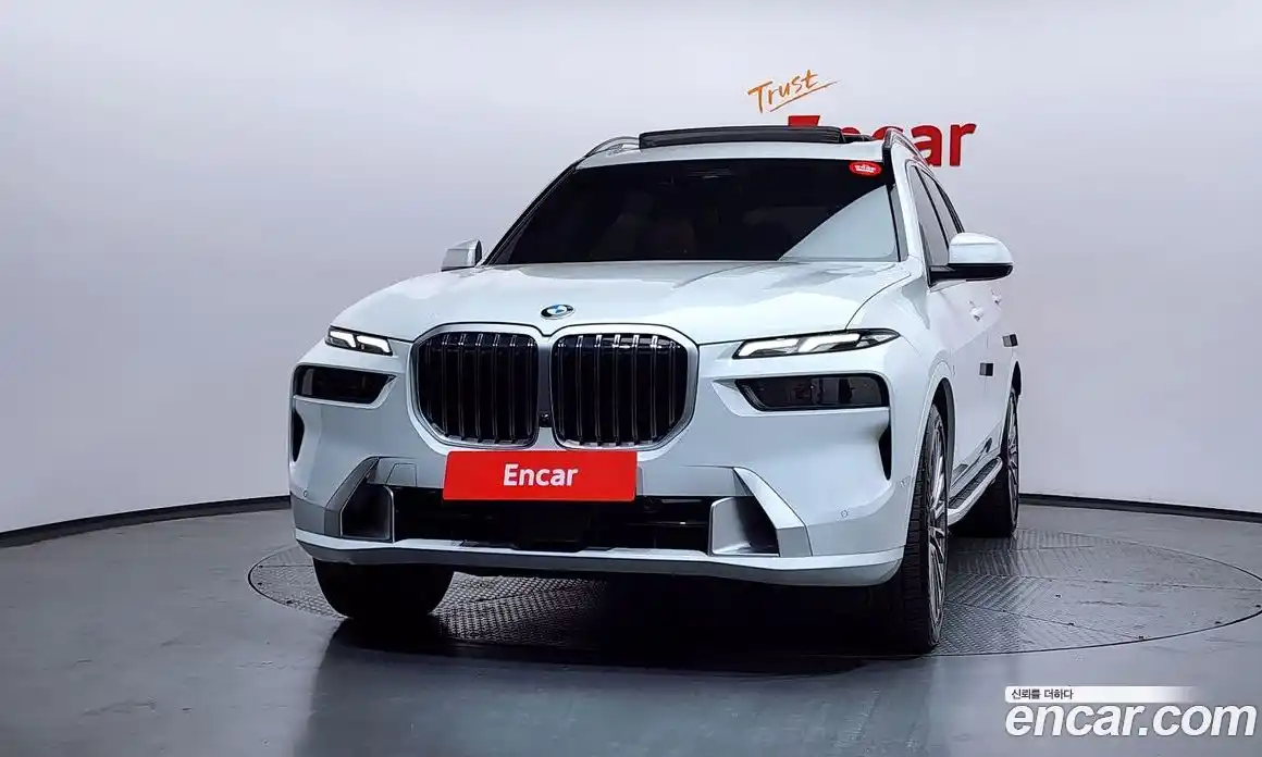 BMW X7 2023 3.0 гидро в Москве № 2056571, фото 3