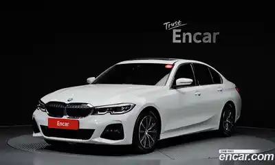 BMW 3-Series, 2022