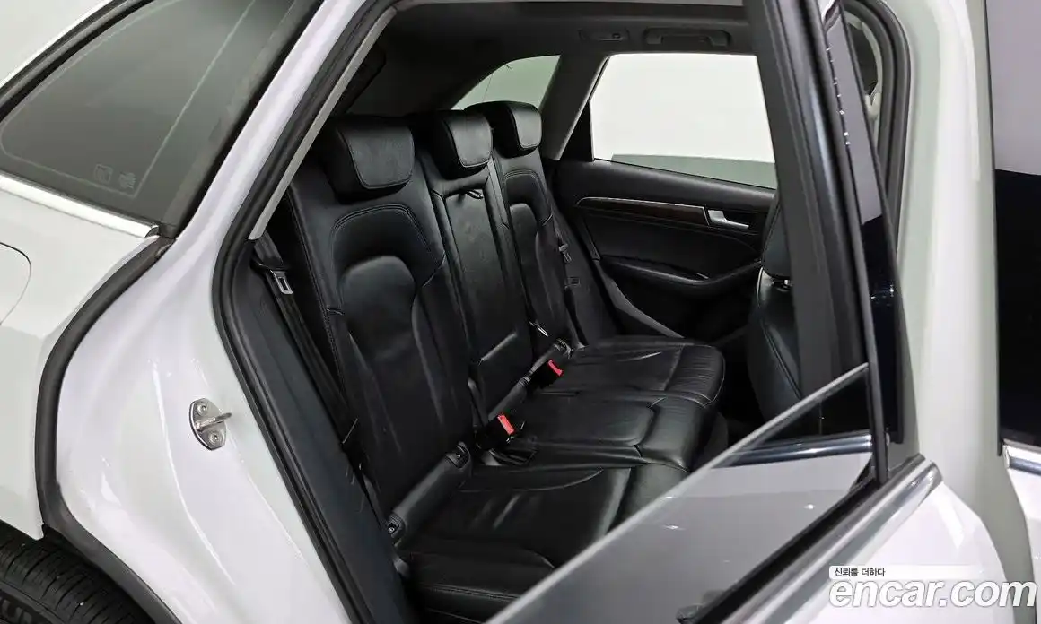 Audi Q5 2014 2.0 гидро в Москве № 2057372, фото 12