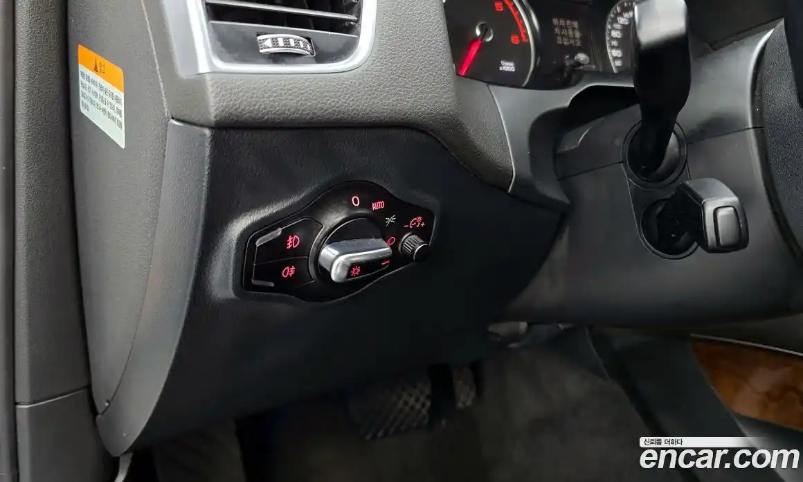 Audi Q5 2014 2.0 гидро в Москве № 2057372, фото 19