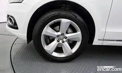 Audi Q5 2014 2.0 гидро в Москве № 2057372, миниатюра 5
